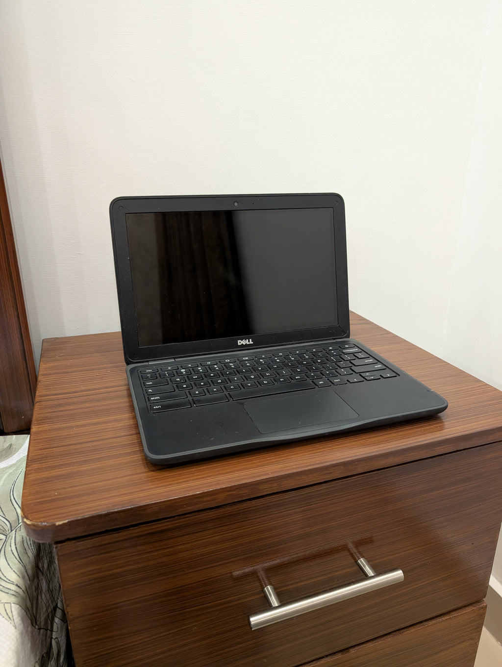 Dell Windows 10 Laptop - 4 GB Ram - 32 GB Storage - 8th Generation - 5 Hours Battery Timing