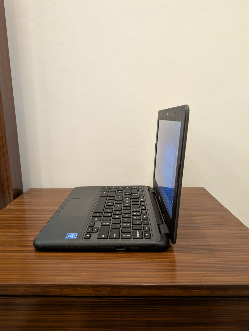 Dell Windows 10 Laptop - 4 GB Ram - 32 GB Storage - 8th Generation - 5 Hours Battery Timing