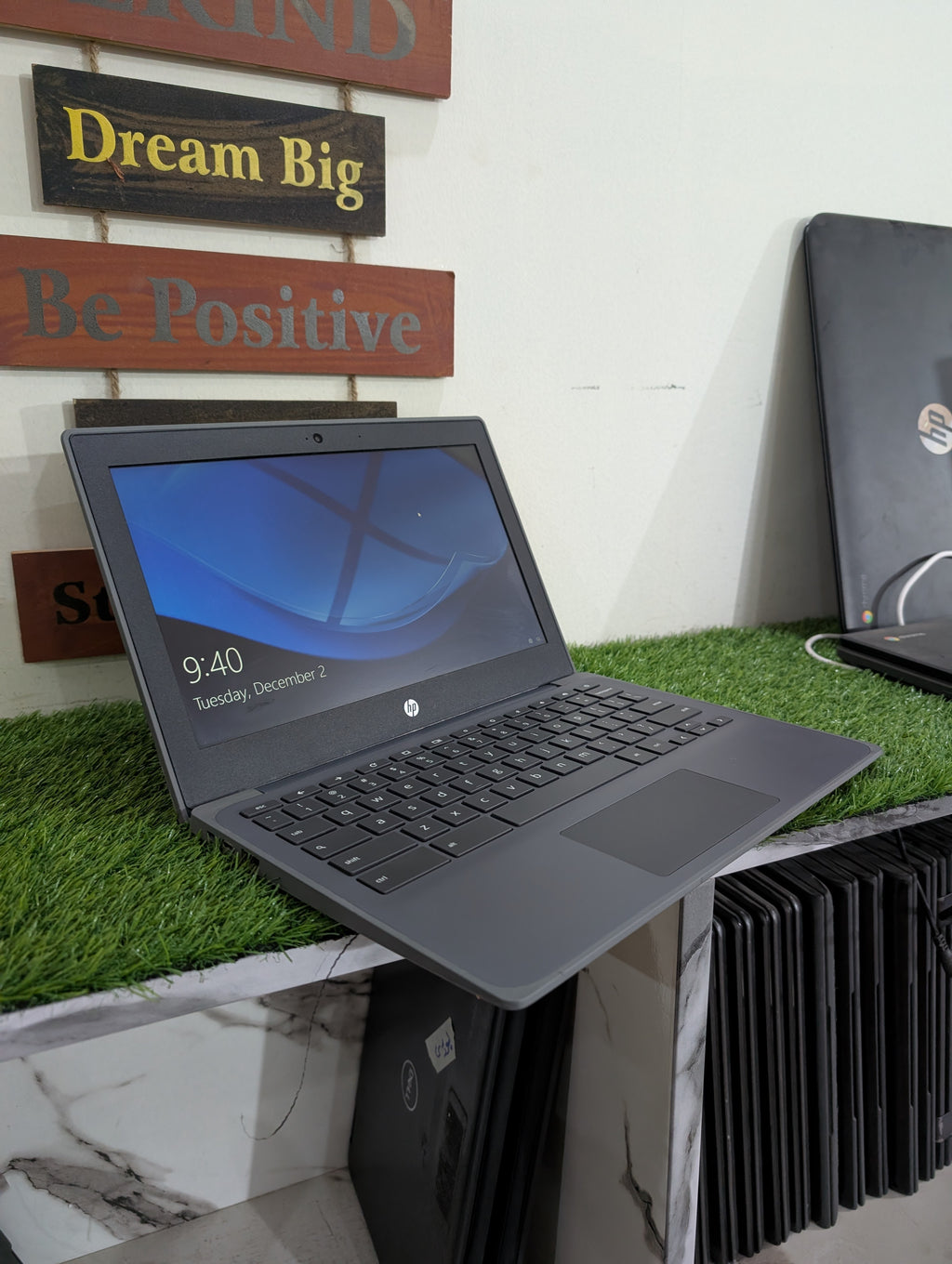 Hp Laptop 8th Generation - Window 10 - 4 GB Ram - 32 GB Storage - Type C Charger