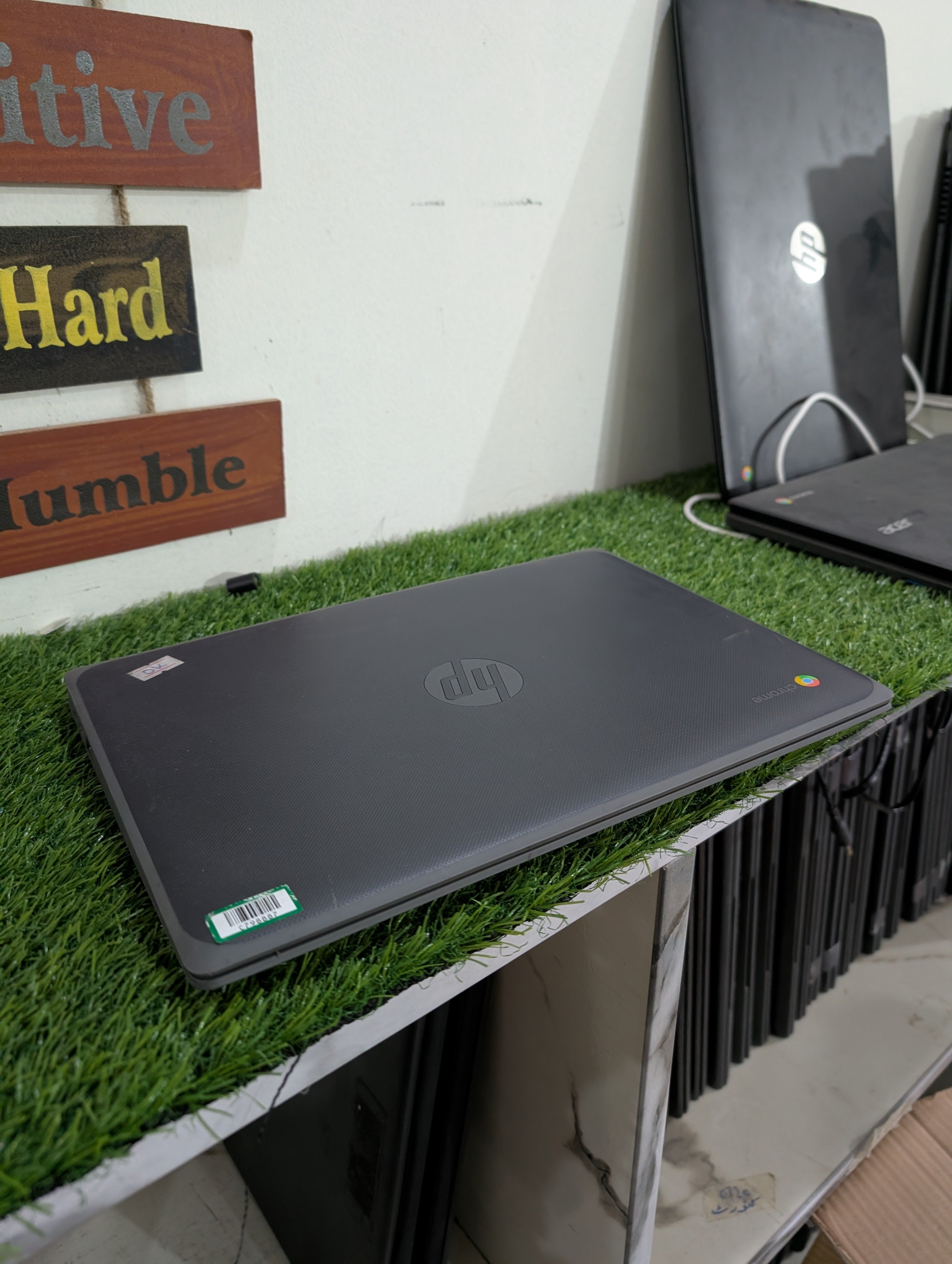 Hp Laptop 8th Generation - Window 10 - 4 GB Ram - 32 GB Storage - Type C Charger